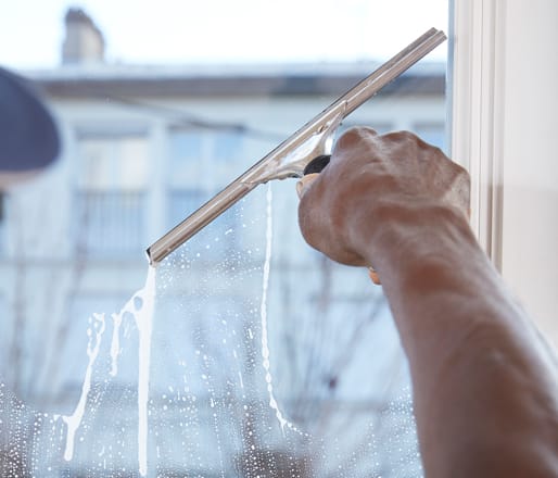Nettoyage des vitres pour les professionnels
