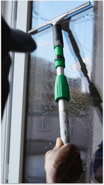 Recrutement laveur de vitre - Vitrissmo le spécialiste du lavage de vitres